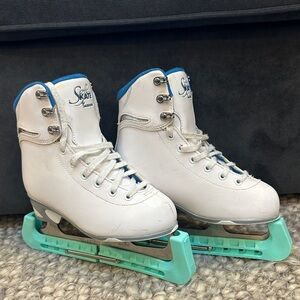White Jackson Ice Skates with Blue Trim